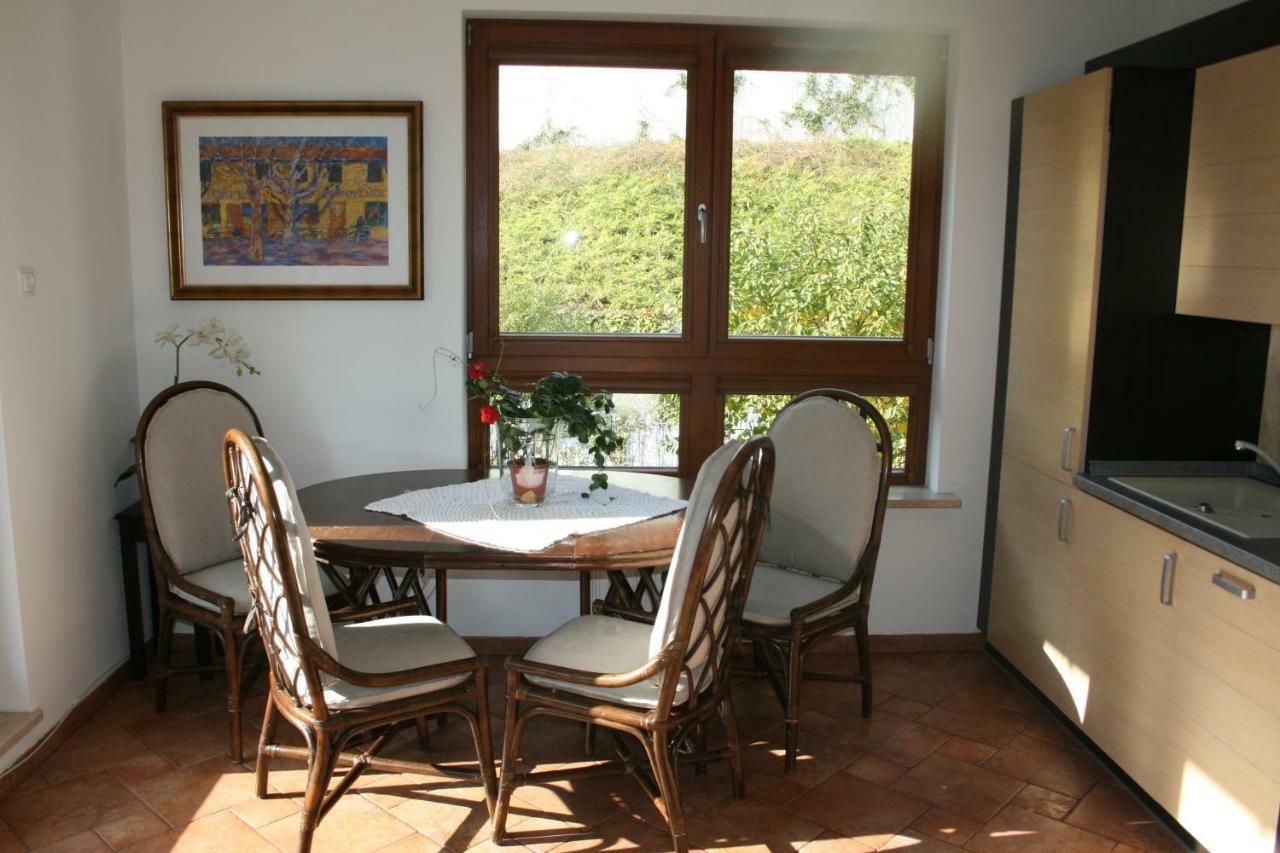 Sunshine Apartment
